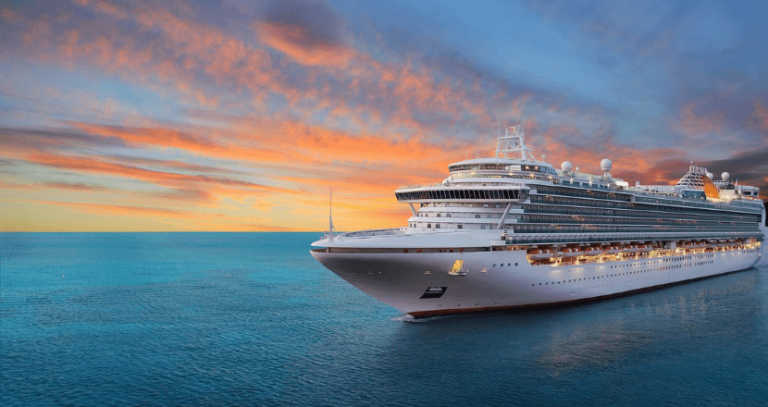 5 Reasons Why You Should Book a Luxury Cruise