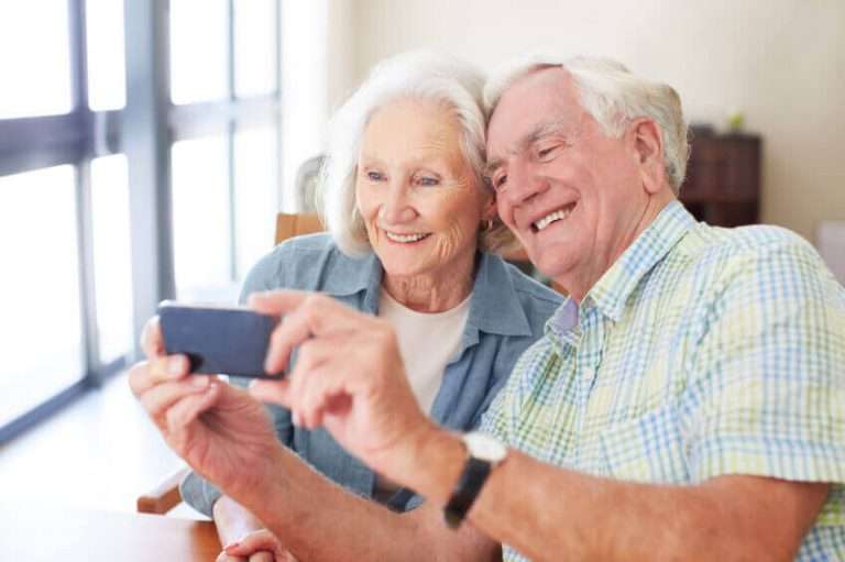 The Best Cell Phones for Seniors