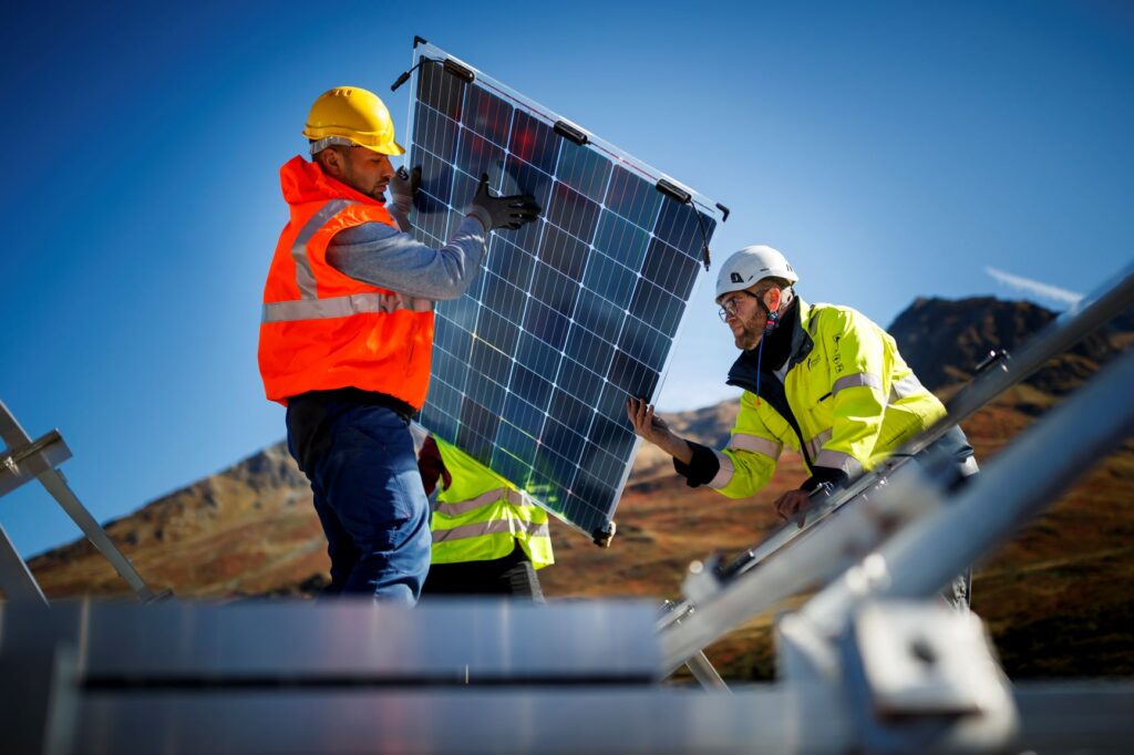 Floating-solar-power-plant